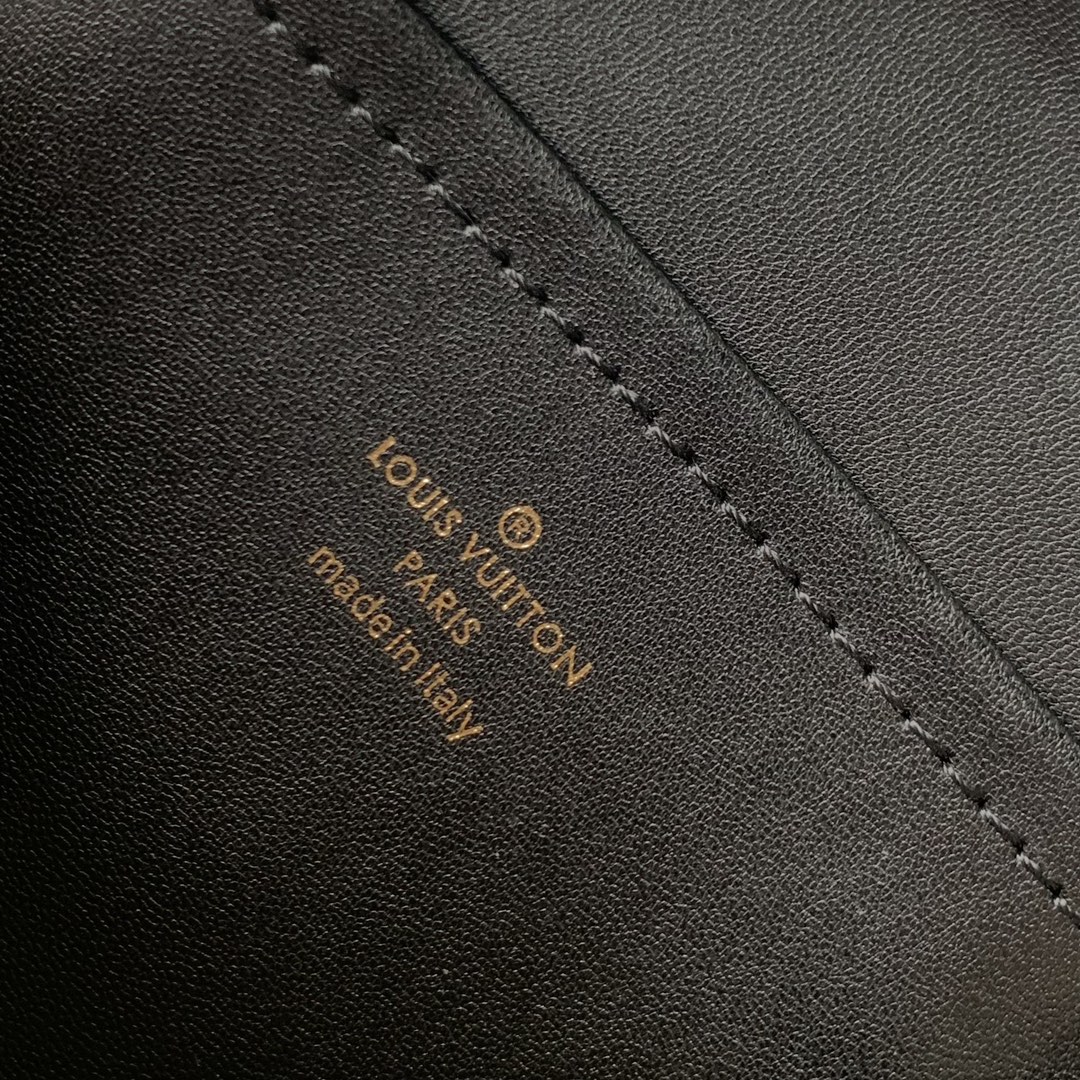 l**is V*t*n speedy bandoulière 20 -m24261-20.5 x 13.5 x 12cm