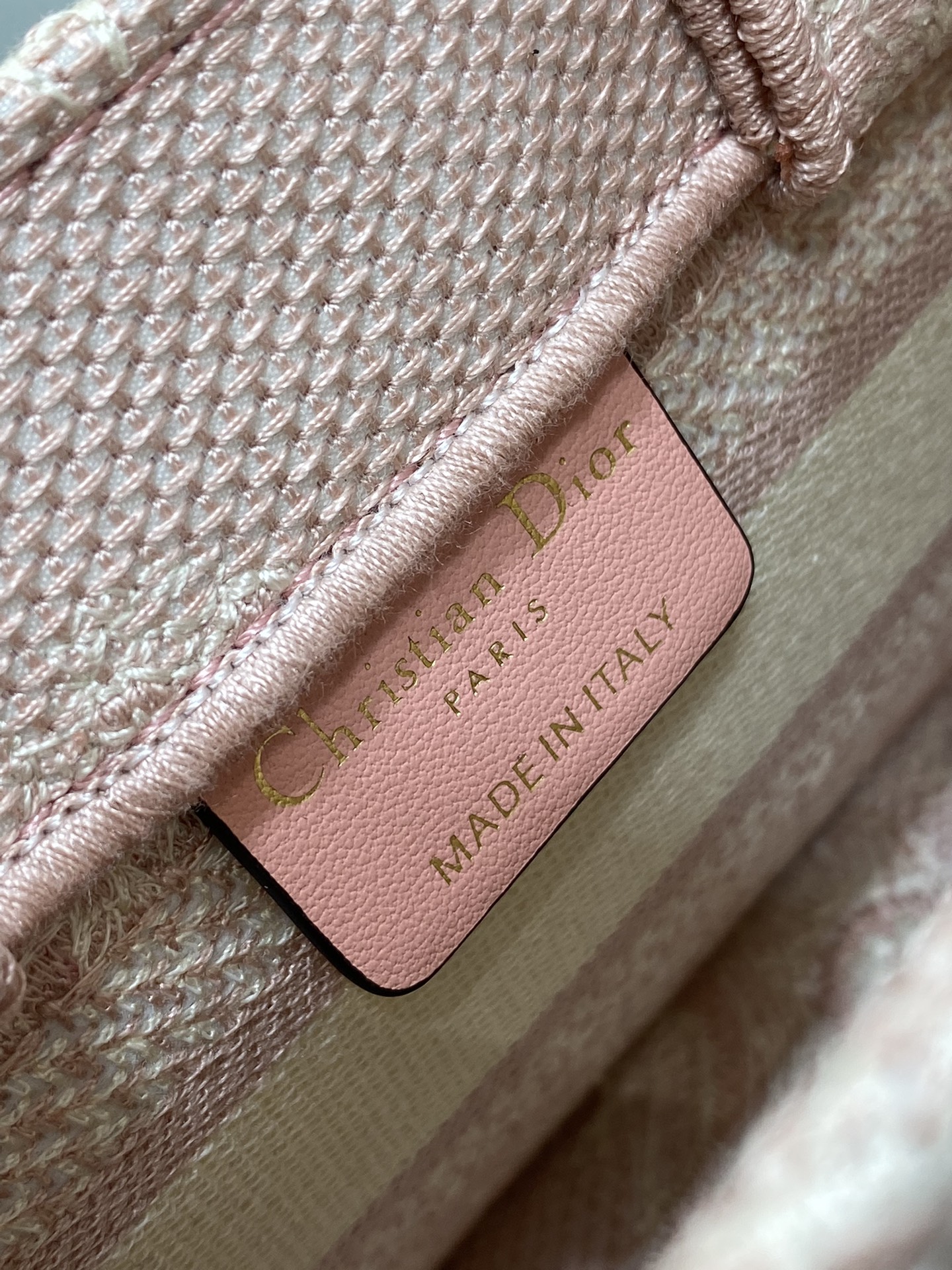 D*or book tote-21.5*13*7.5cm