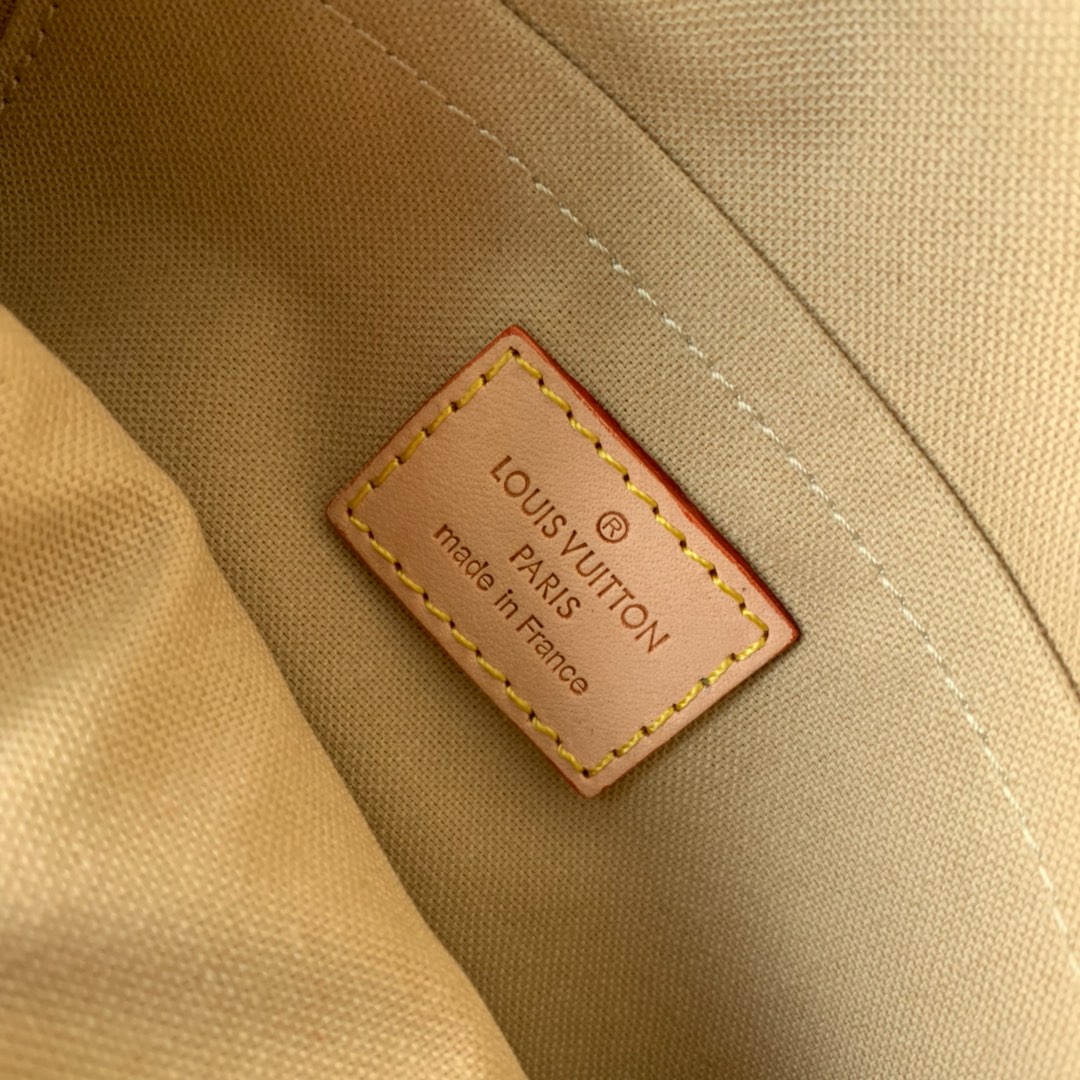 l**is V*t*n favorite n41277-24*14*4cm