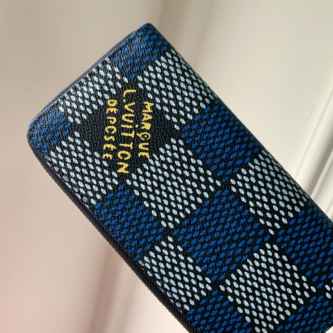 l**is V*t*n zippy wallet n40675-10 x 20 x 2cm