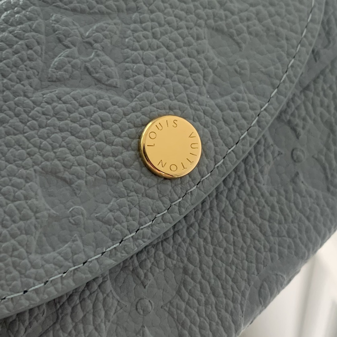 l**is V*t*n wallet-m83231-11×8cm