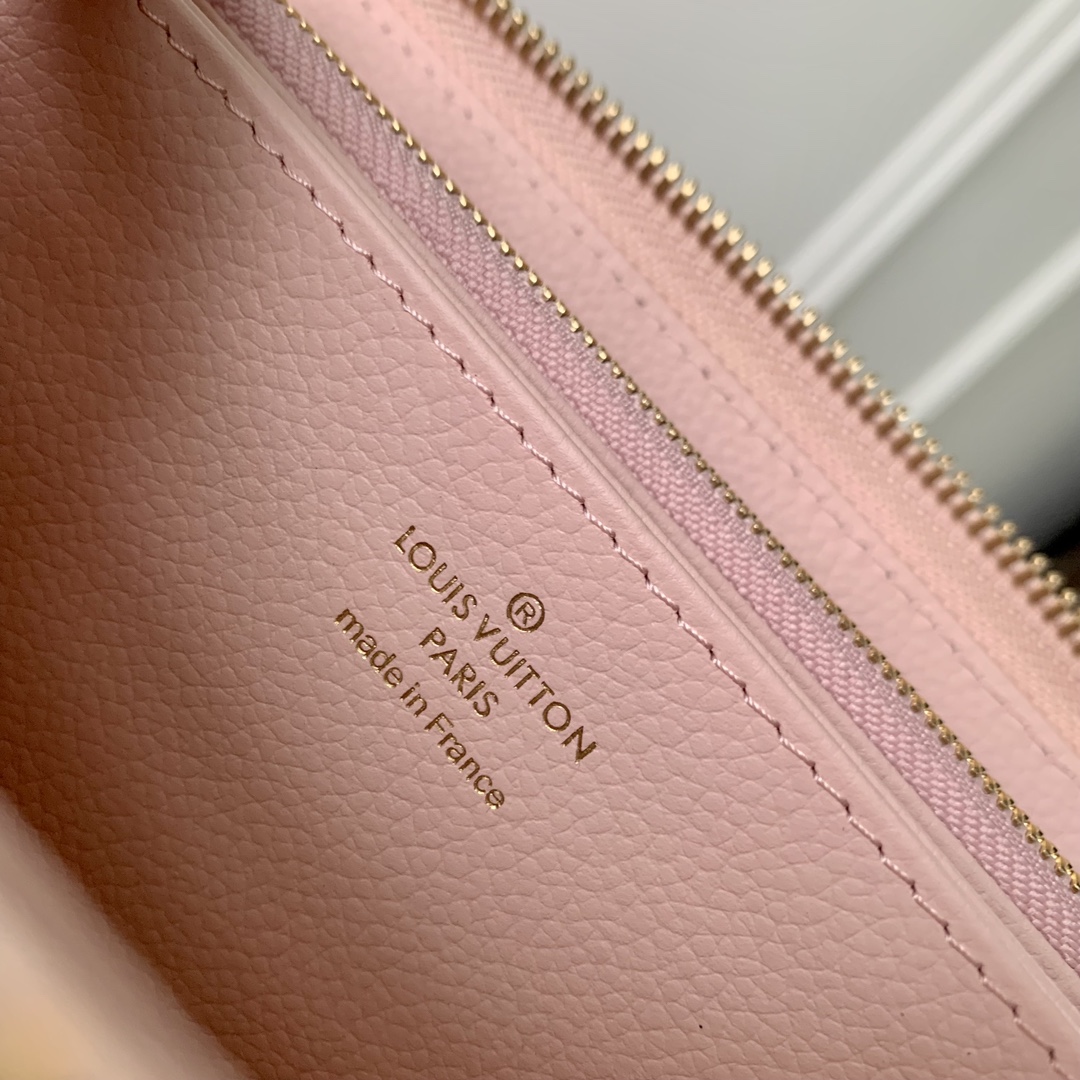 l**is V*t*n zippy wallet n40675-19.5x10cm