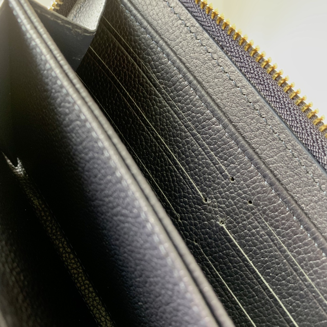 l**is V*t*n zippy wallet n40675-10 x 20 x 2cm