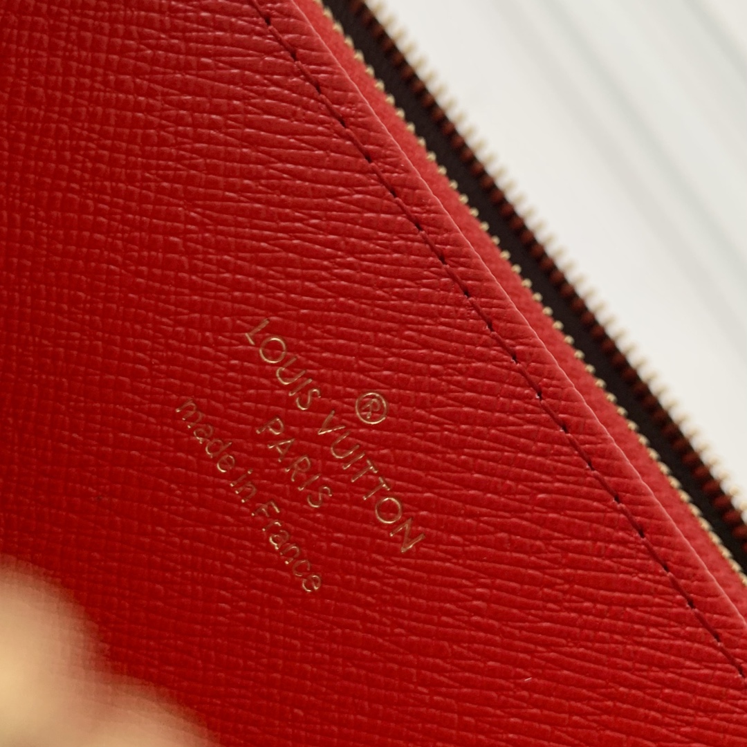 l**is V*t*n zippy wallet n40675-19.5x10cm