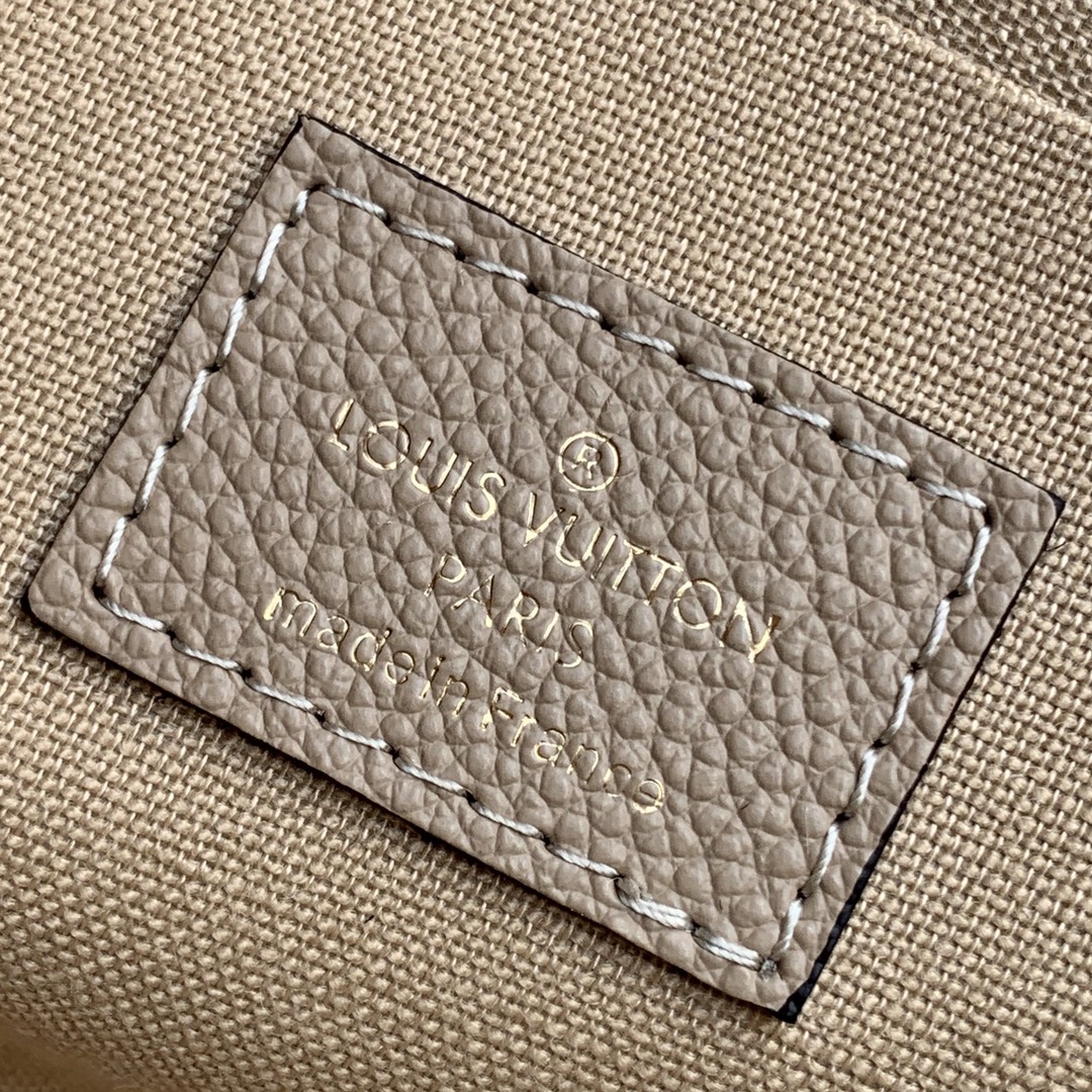 l**is V*t*n m83589 pochette félicie wallet -21*12*3cm