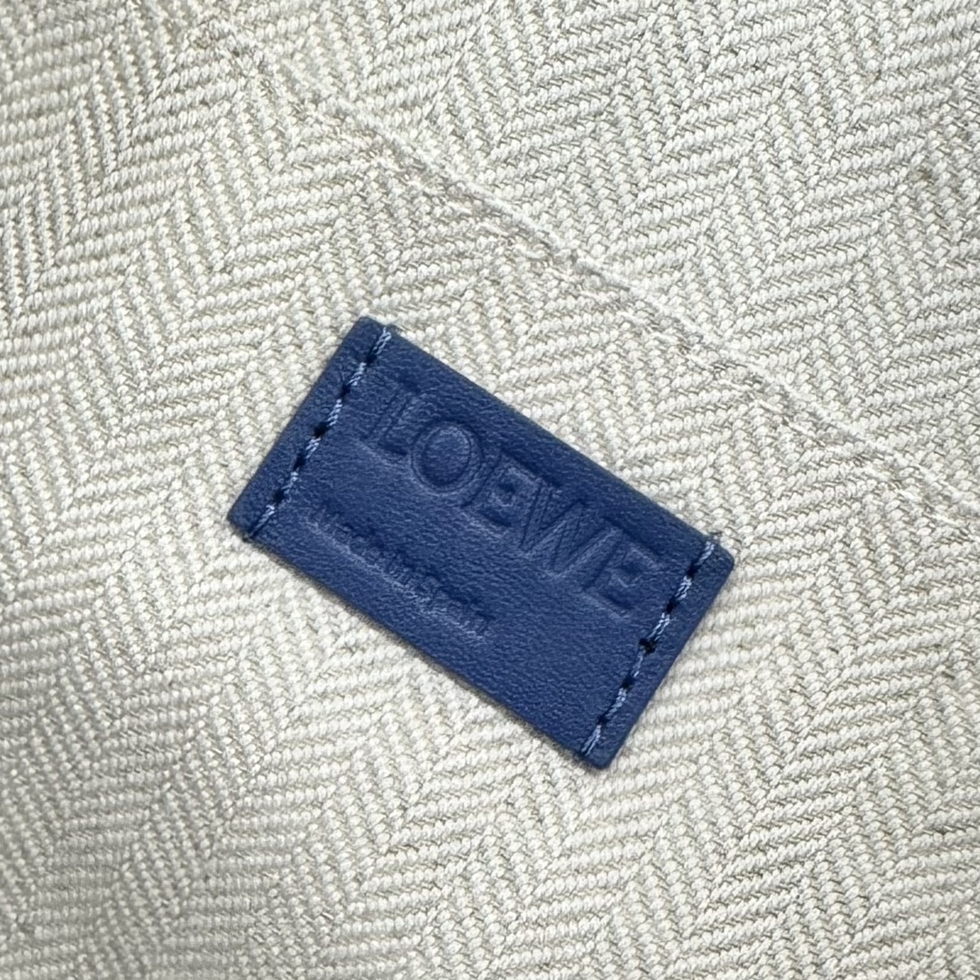 Loewe Pouch-22.7*12*15.5CM