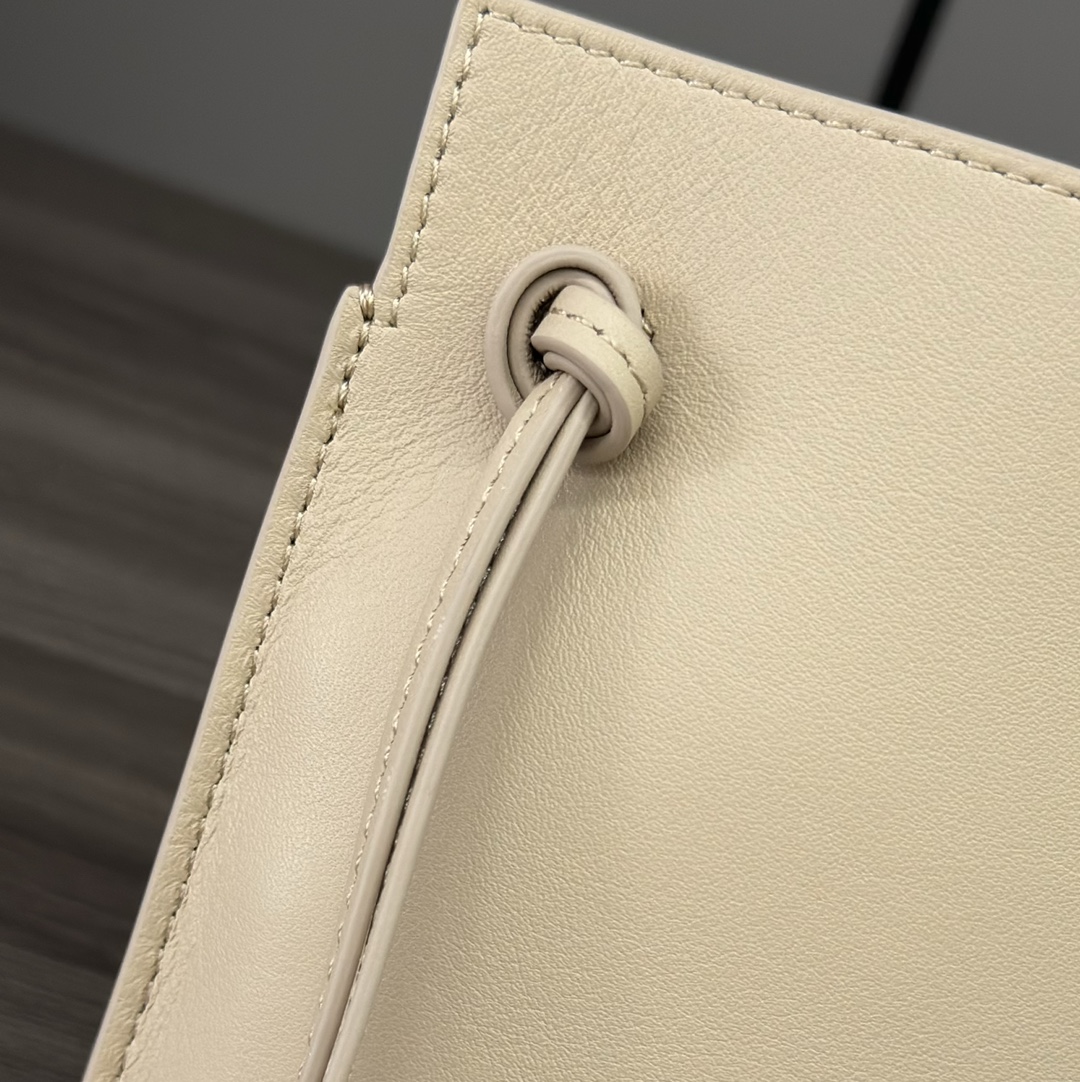 Loewe Dice Pocket-21*15*5CM