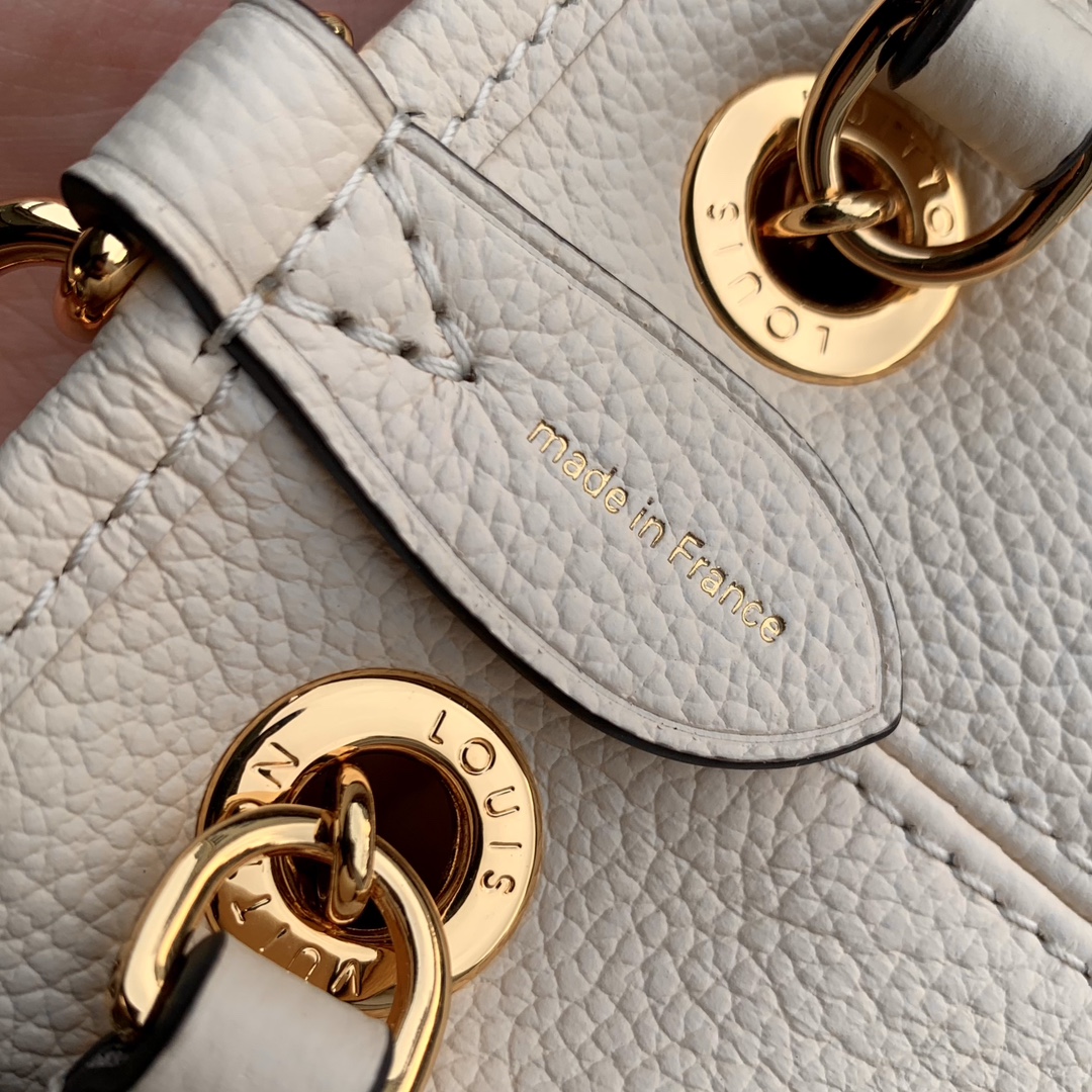 l**is V*t*n summer bundle handbag-28.0 x 20.0 x 11.5cm