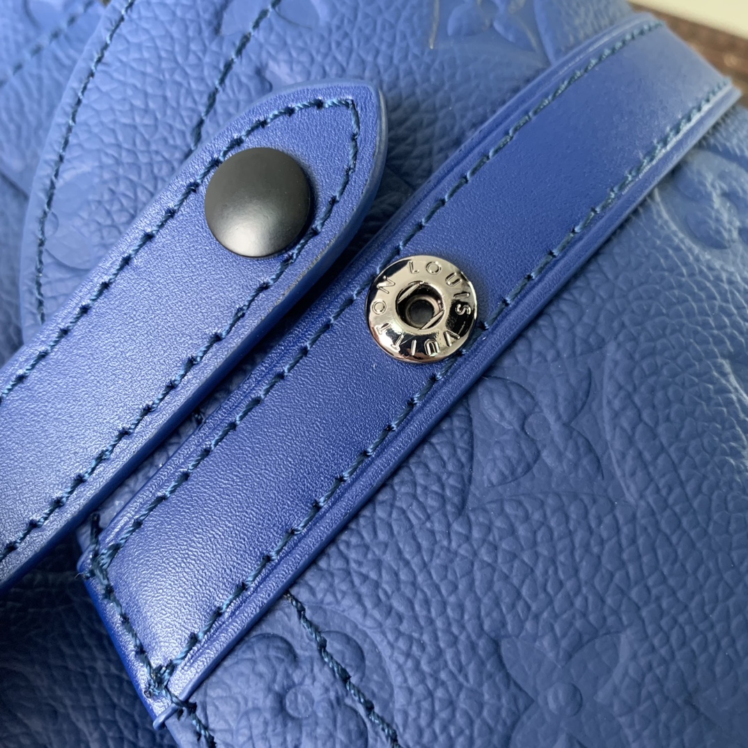 l**is V*t*n christopher backpack m24428-38 x 44 x 12.5cm