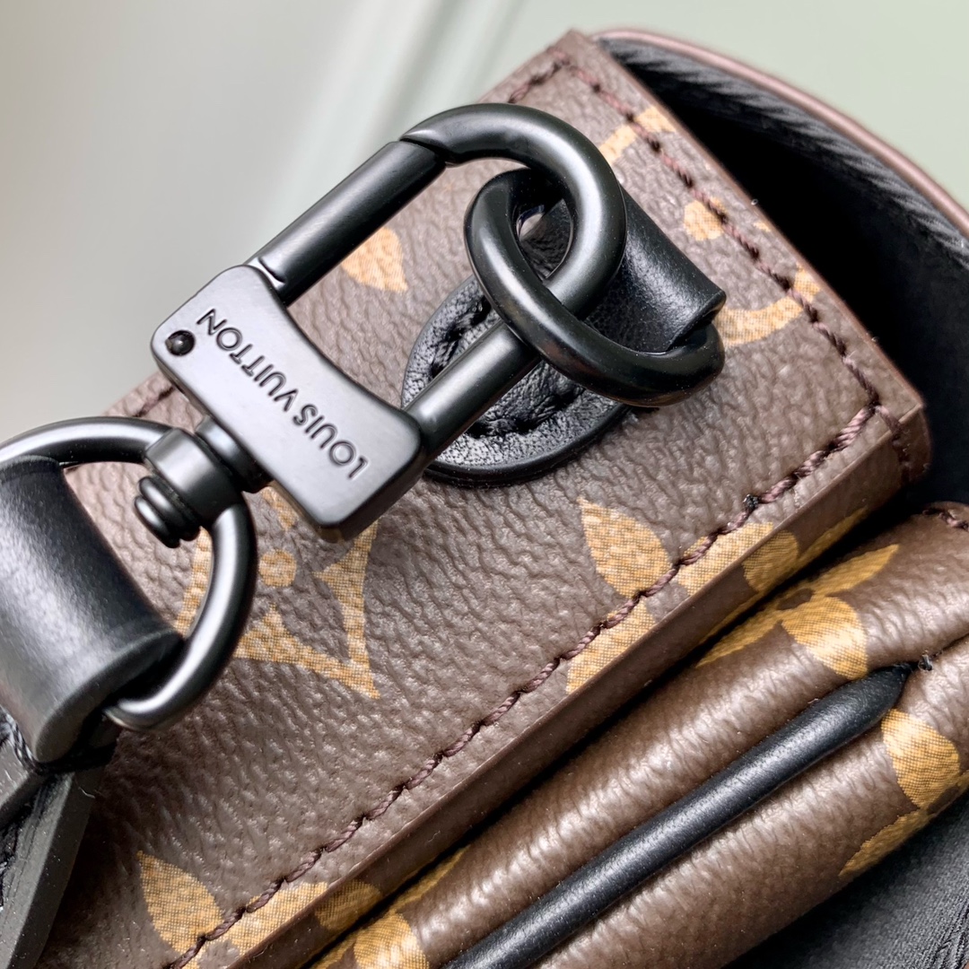 l**is V*t*n montsouris bag-m47060-20 x 17 x 7cm