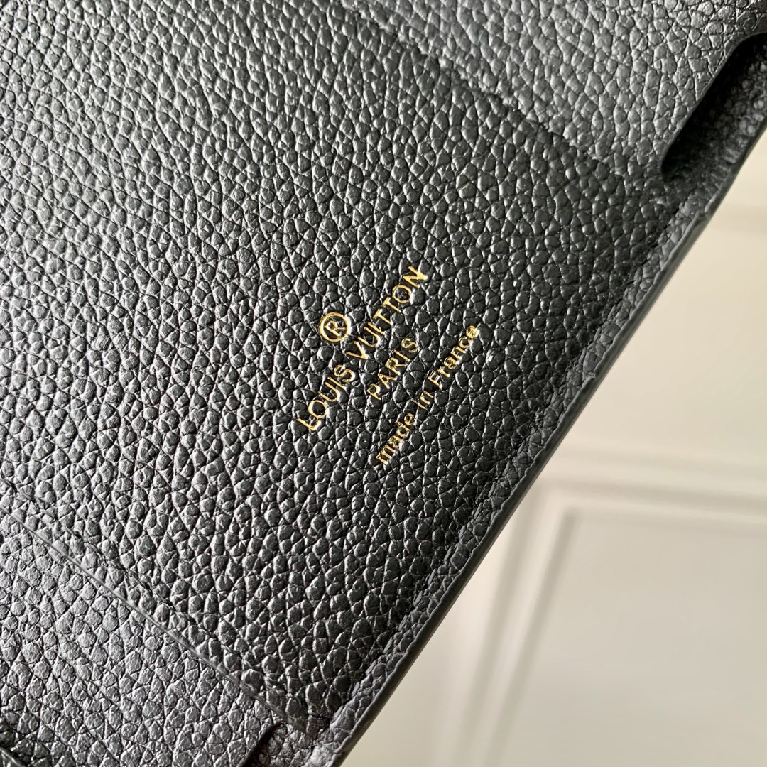 l**is V*t*n wallet-m83231-11×8cm