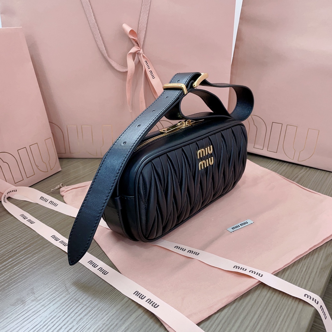 MiuMiu Matelassé Leather Shoulder 5BC158 Bag-24*11.5*7CM