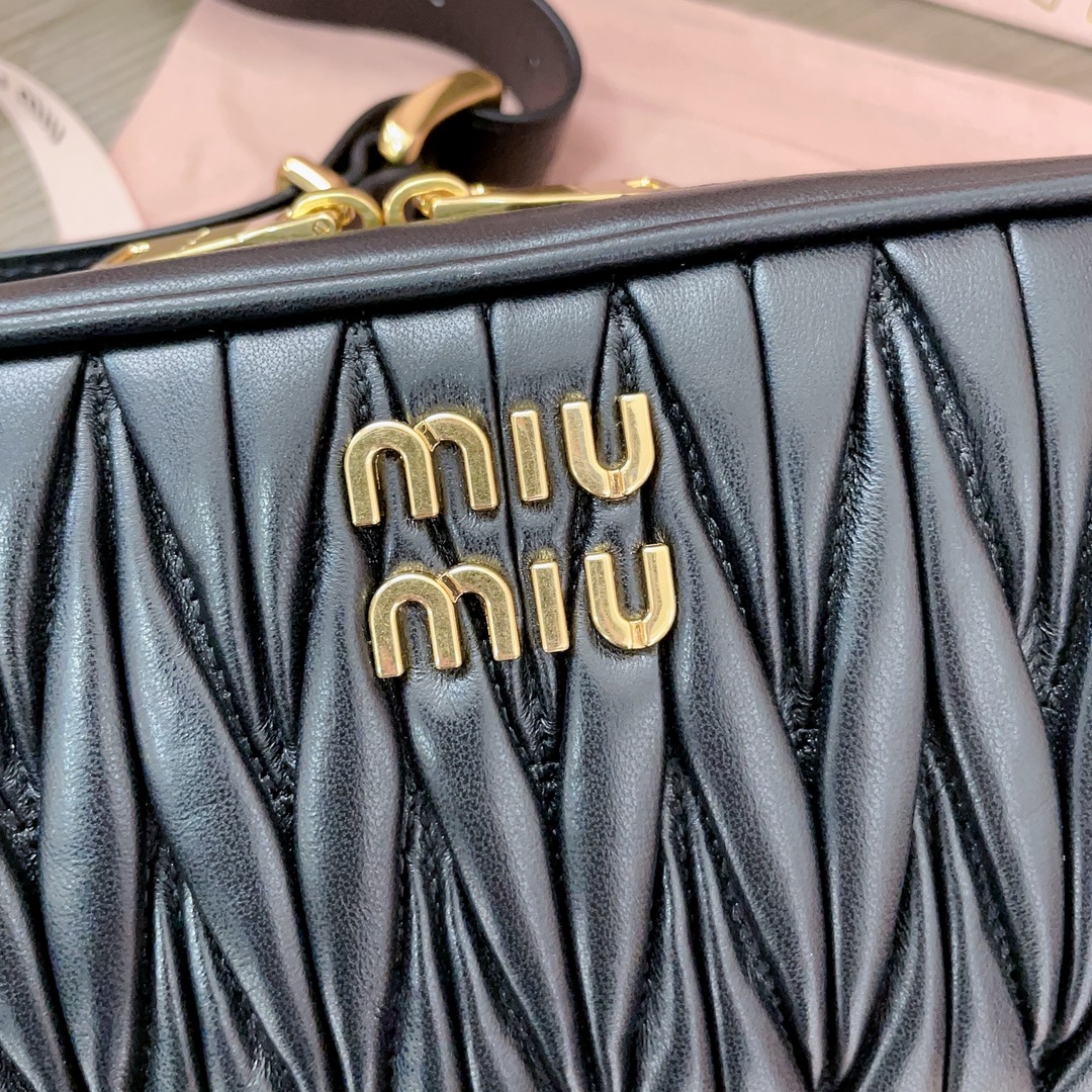 MiuMiu Matelassé Leather Shoulder 5BC158 Bag-24*11.5*7CM