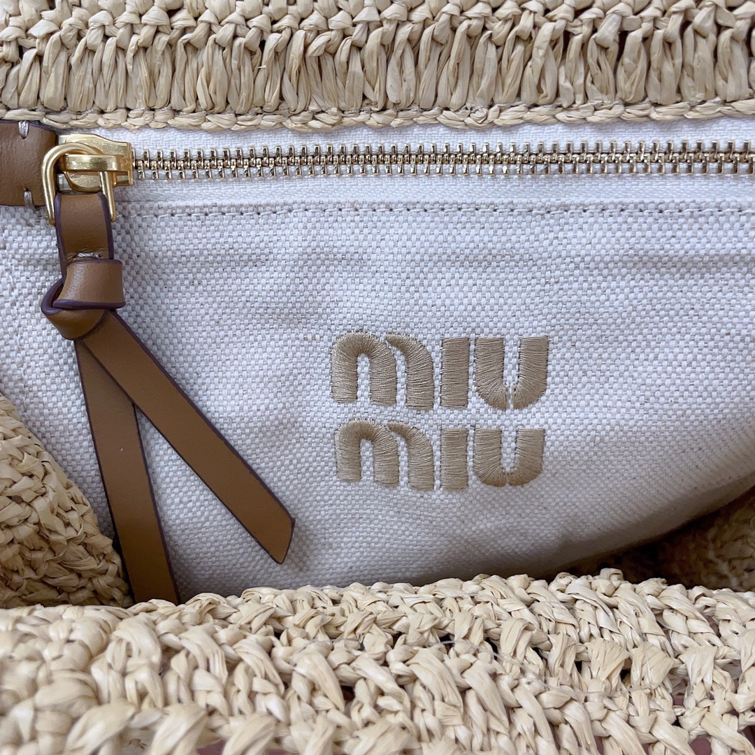 MiuMiu Raffia Shoulder Bag-22X 22.5X7.5CM