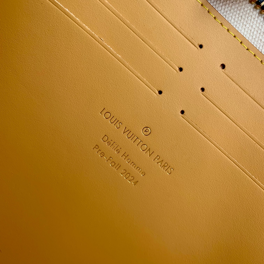 l**is V*t*n pochette to go pouch-m82313