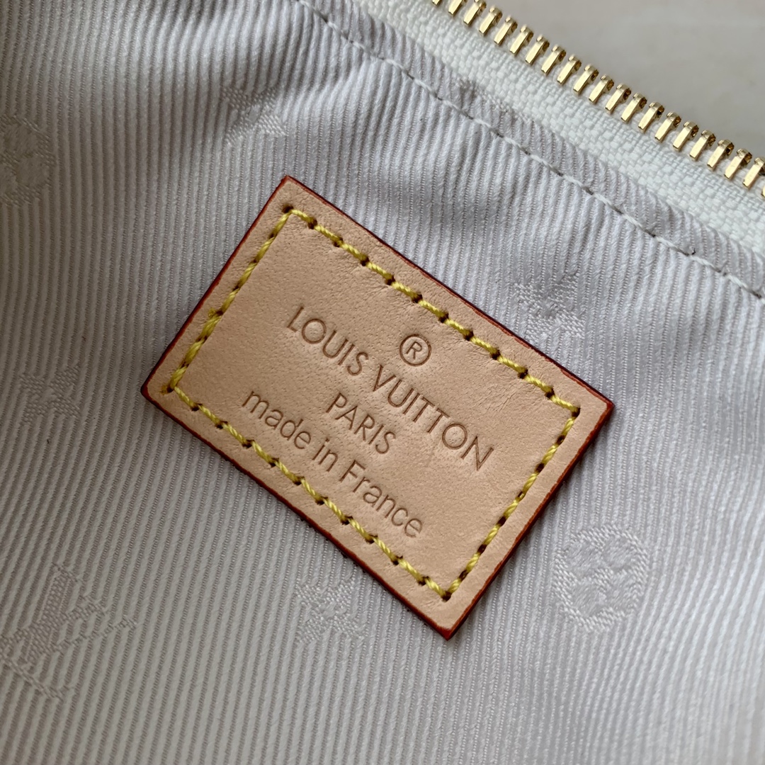 l**is V*t*n mini pochette accessoires-15*9.5*3cm