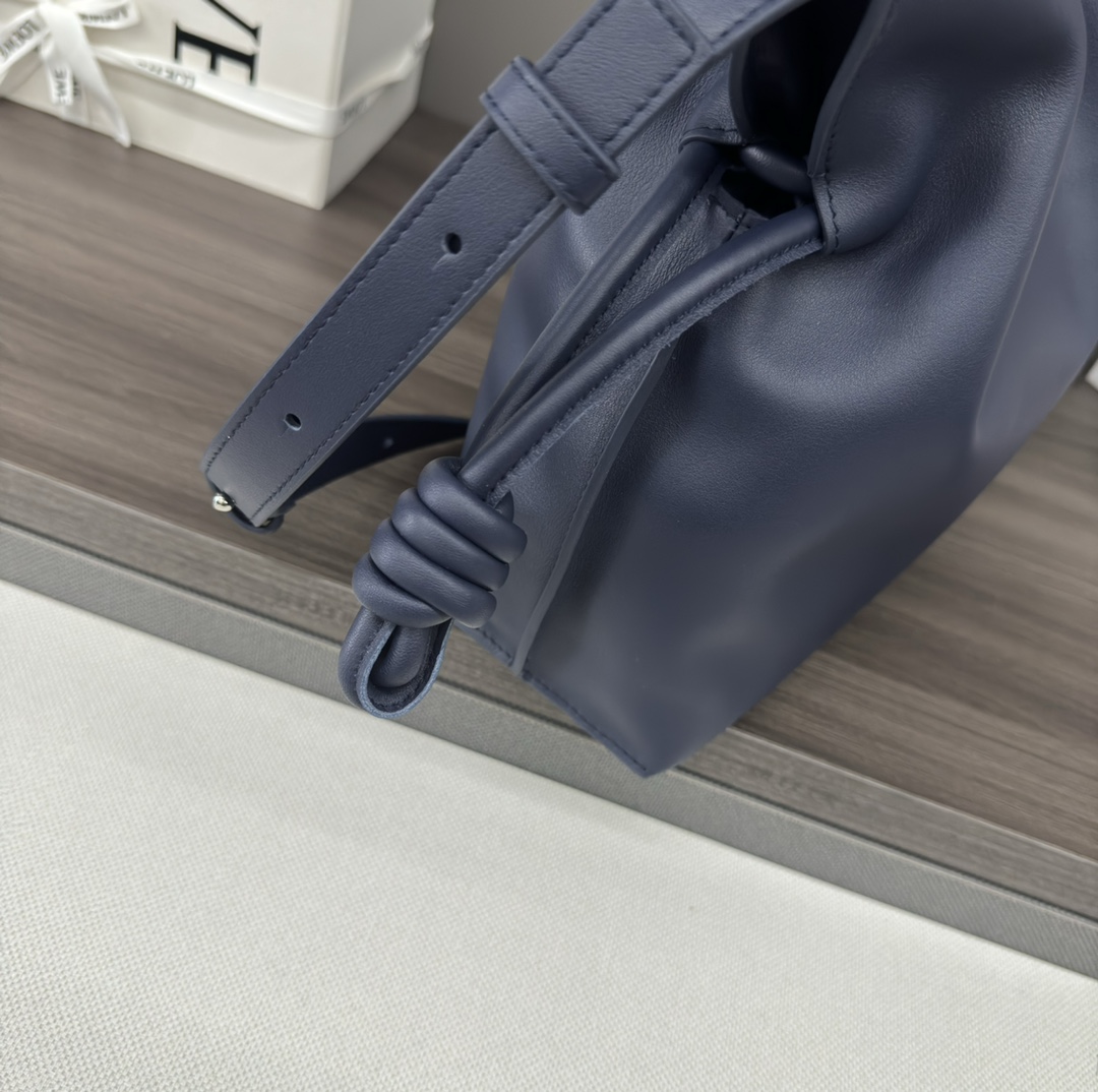 Loewe Flamenco-30*24.5*10.5CM