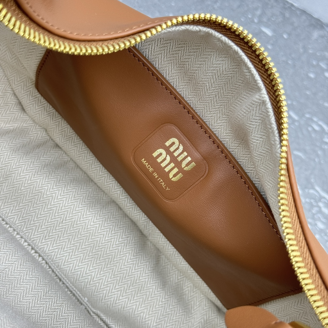 MiuMiu Black Leather Hobo Bag-27*8*20CM