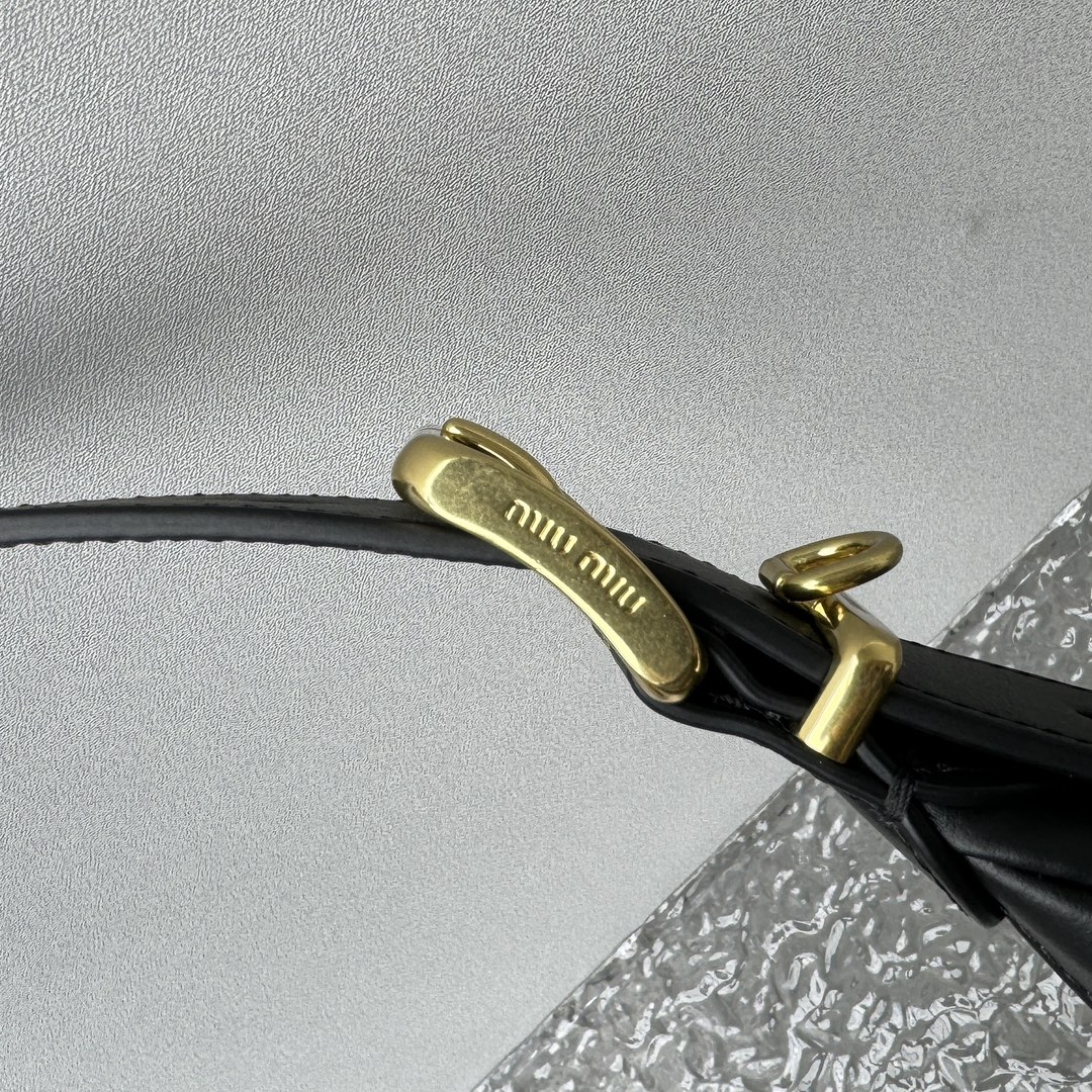 MiuMiu Black Leather Hobo Bag-27*8*20CM