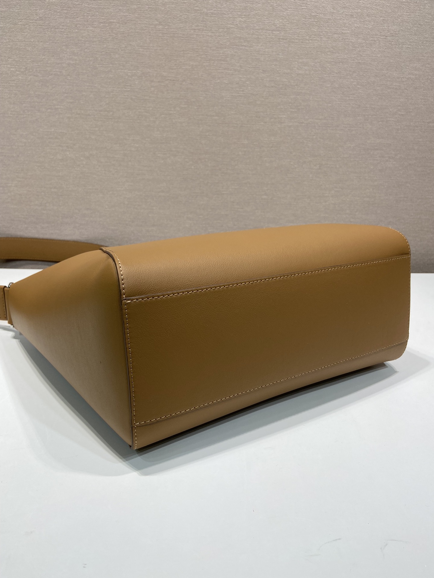 Pra*a 2vh177 messenger bag-30*27.5*14cm