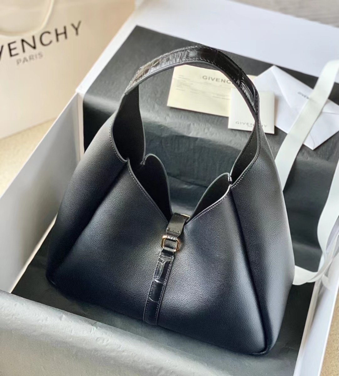 Givenchy G-Hobo Tote-31*15*43CM