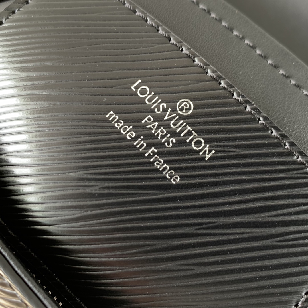 l**is V*t*n twist mm bloom bag-23*17*9.5cm