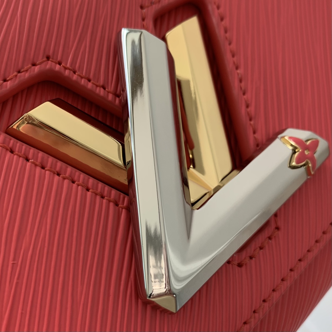 l**is V*t*n twist pm lv bloom bag-19x 15x 9cm