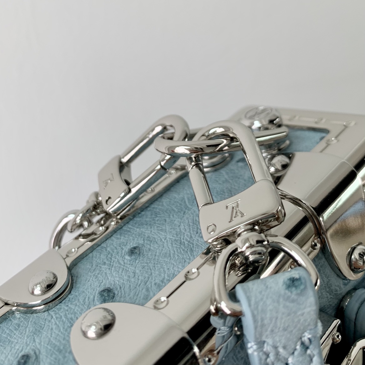 l**is V*t*n slim trunk--m25445-23 x 12 x 4cm