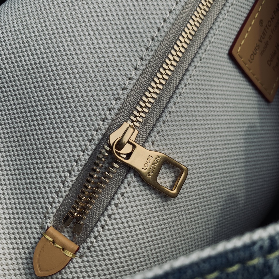 l**is V*t*n montsouris bag-n40743-35*29*12cm