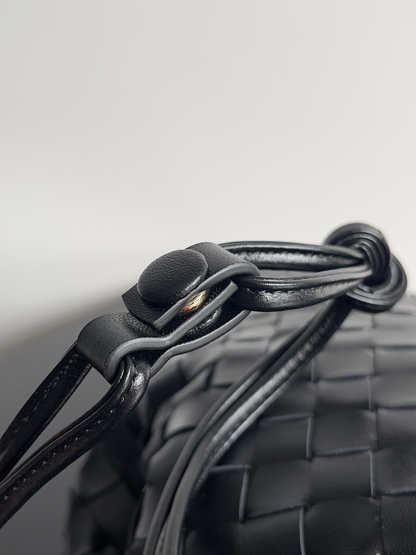 Bo*te*ga ve*ne*ta dustbag-32*23*1cm