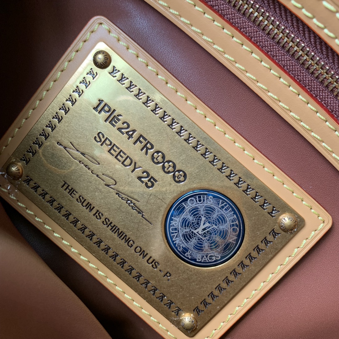 l**is V*t*n speedy bandoulière 25-25x 19 x 15cm