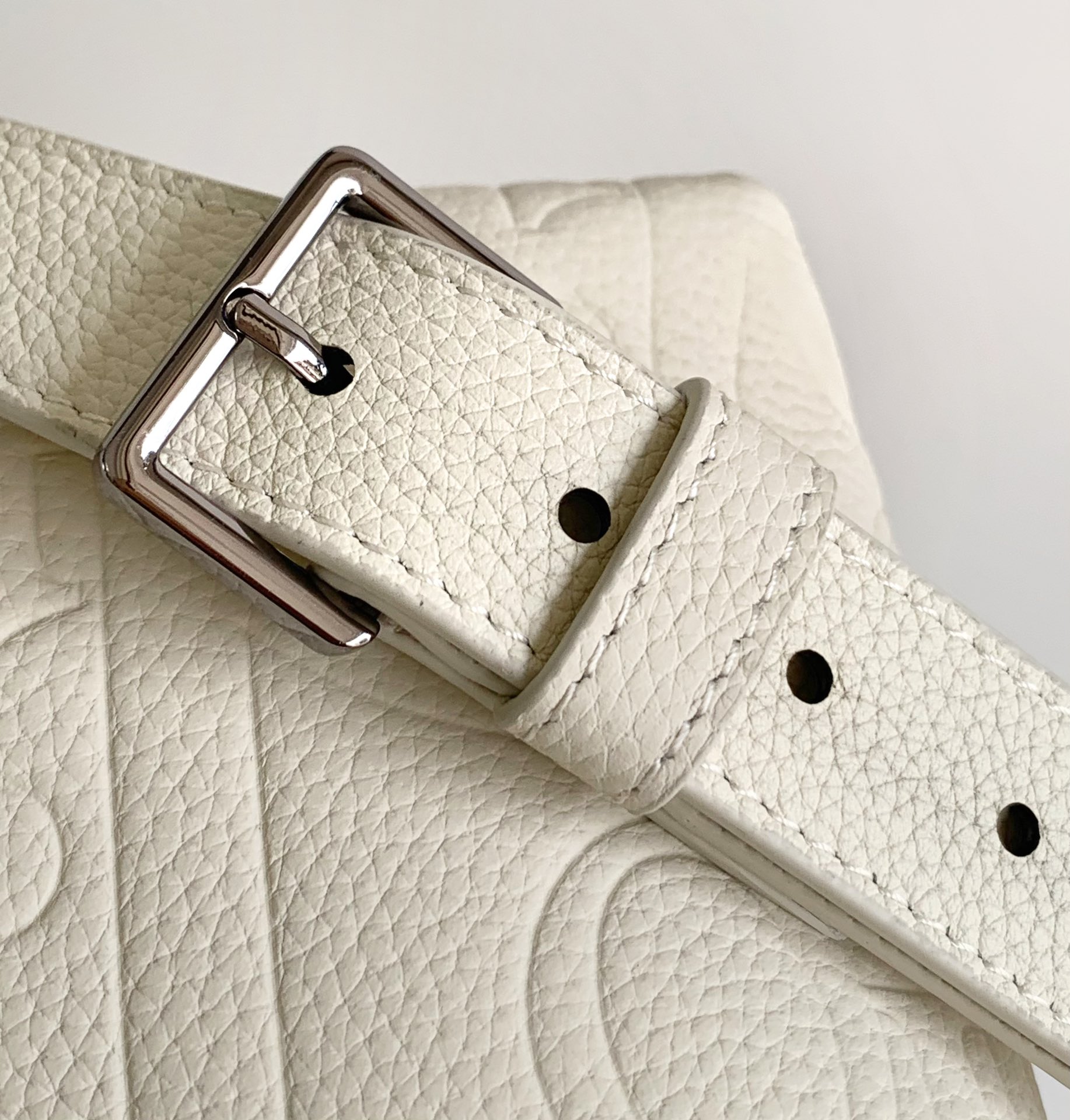 D*or weekender 25 handbags-31 x 18 x 12cm