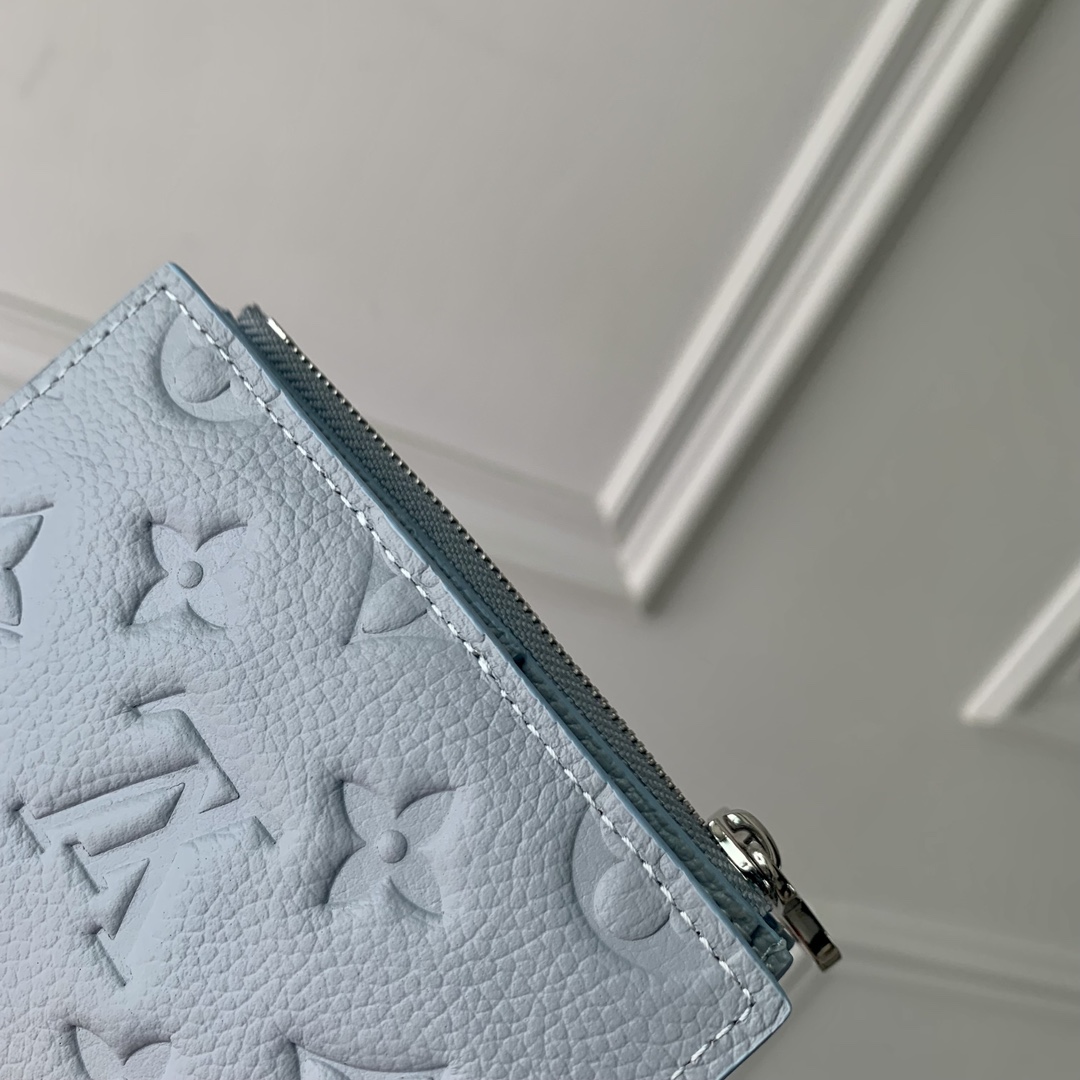 l**is V*t*n wallet-9 x 11.5 x 1.5cm