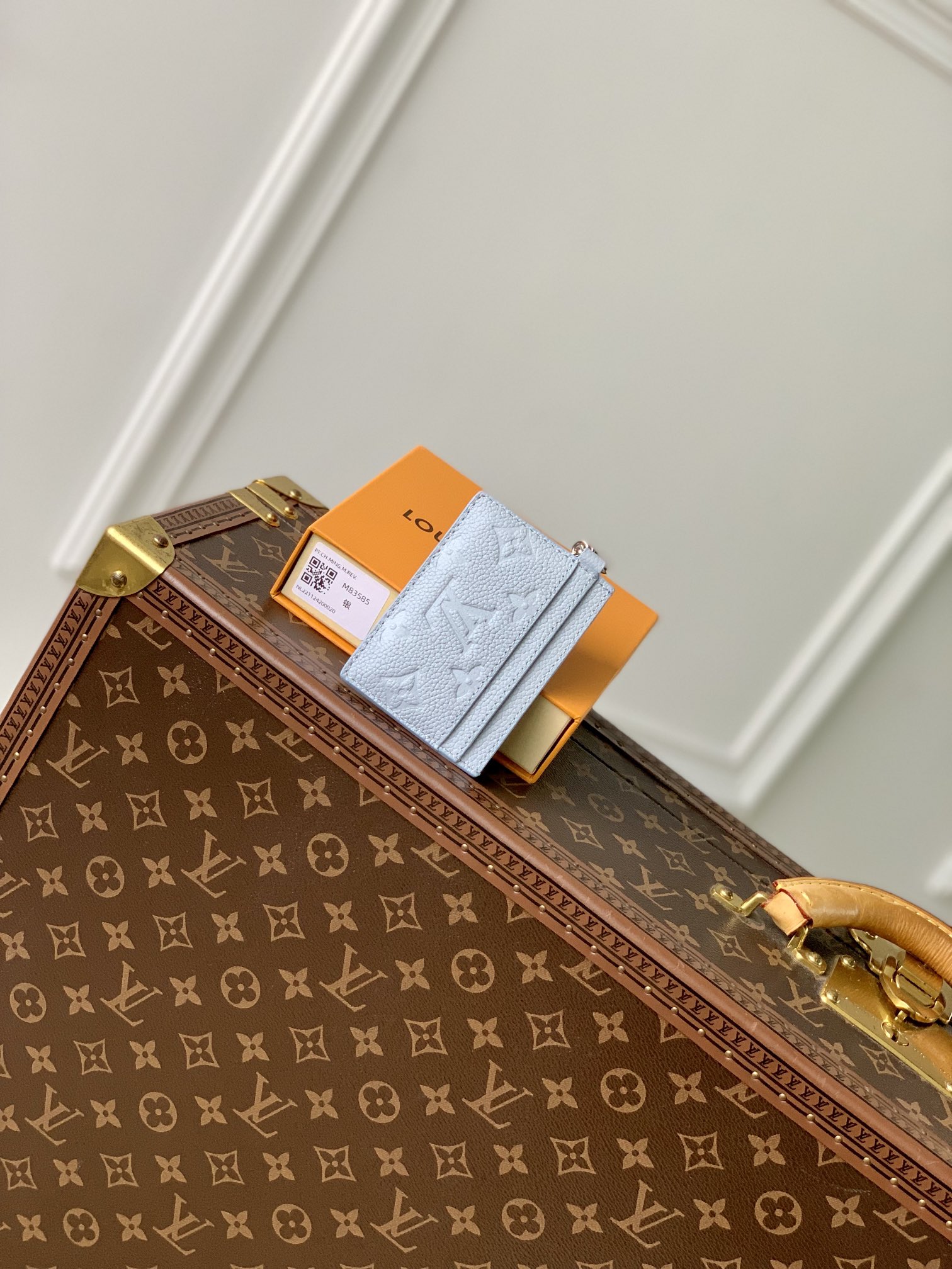 l**is V*t*n wallet-12 8 0.8cm