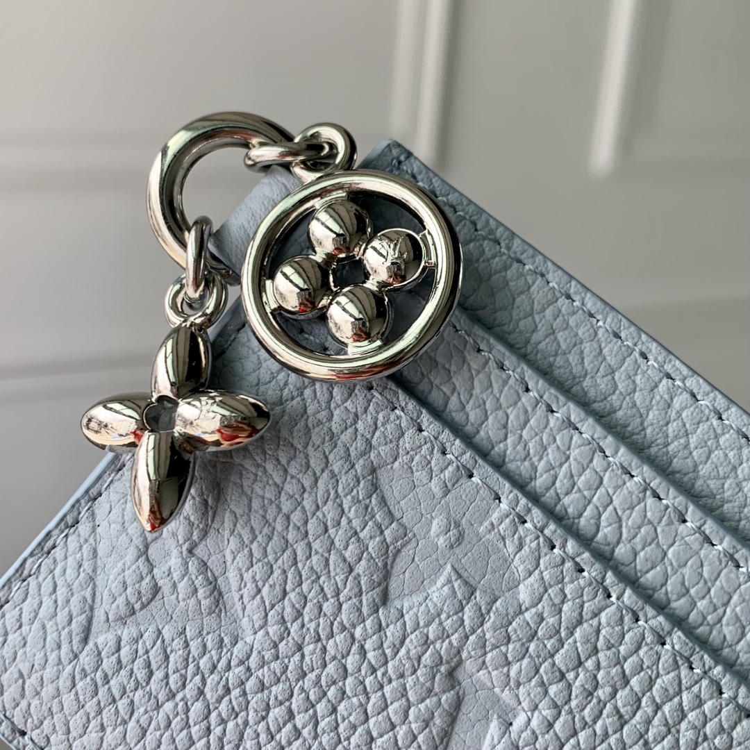 l**is V*t*n wallet-12 8 0.8cm