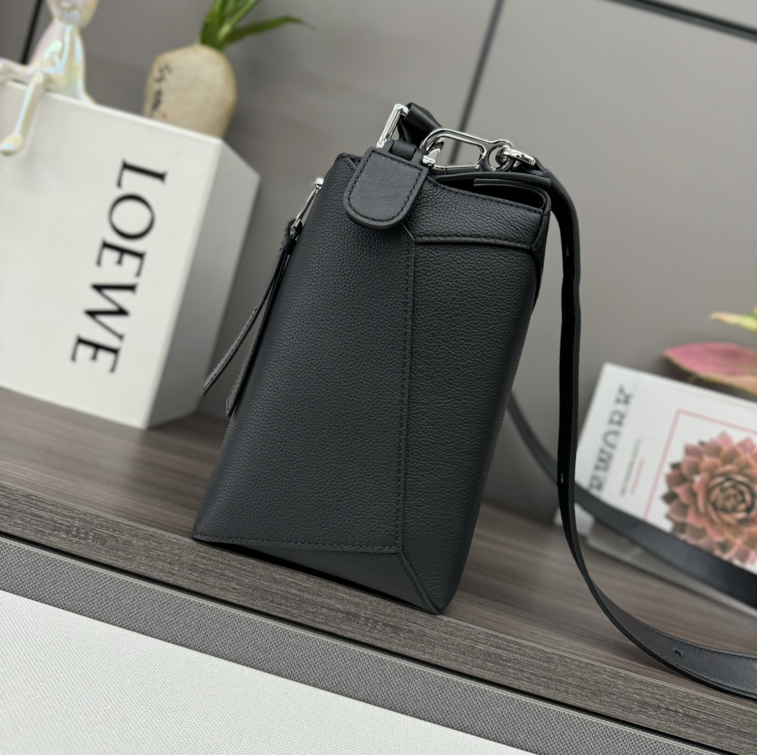 Loewe Puzzle Bag-33*14.7*21.5CM