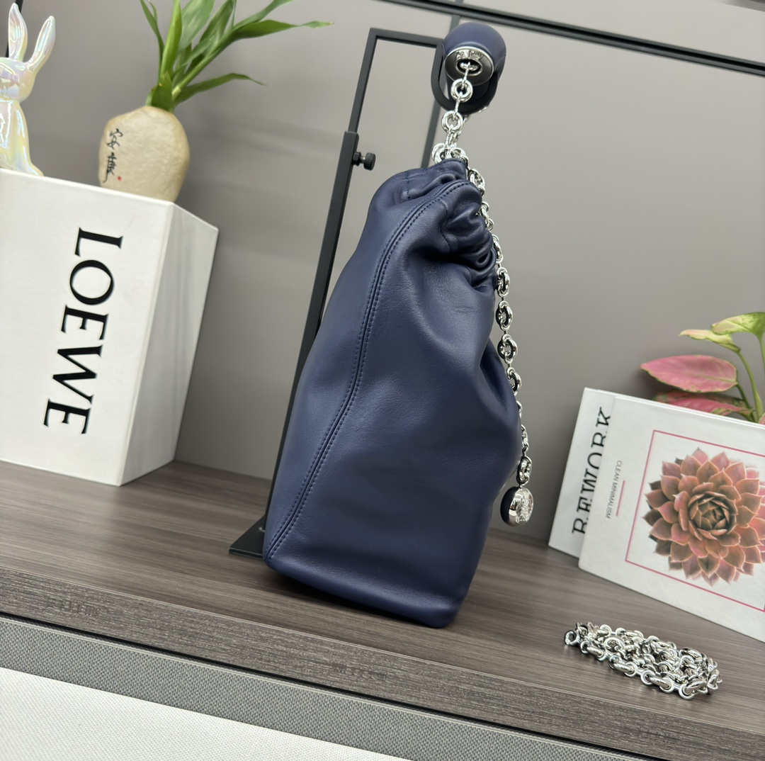 Loewe Squeeze Bag-29*24*10.5CM