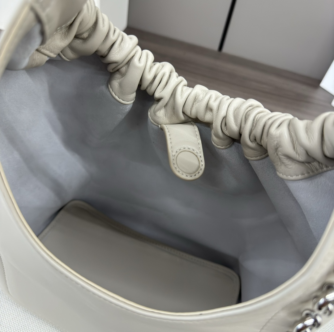 Loewe Squeeze Bag-29*24*10.5CM