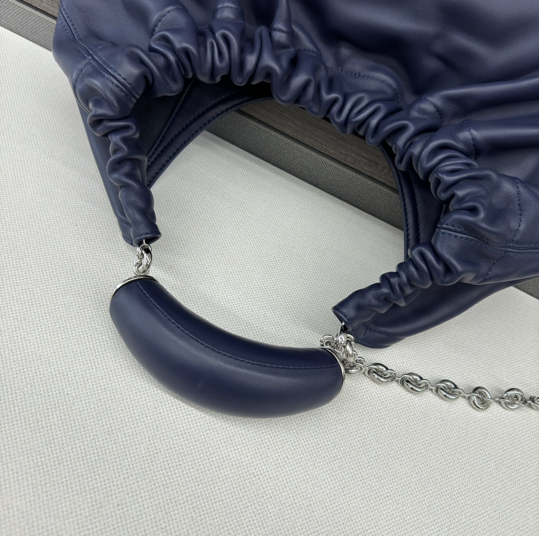 Loewe Squeeze Bag-34*13.5*33CM