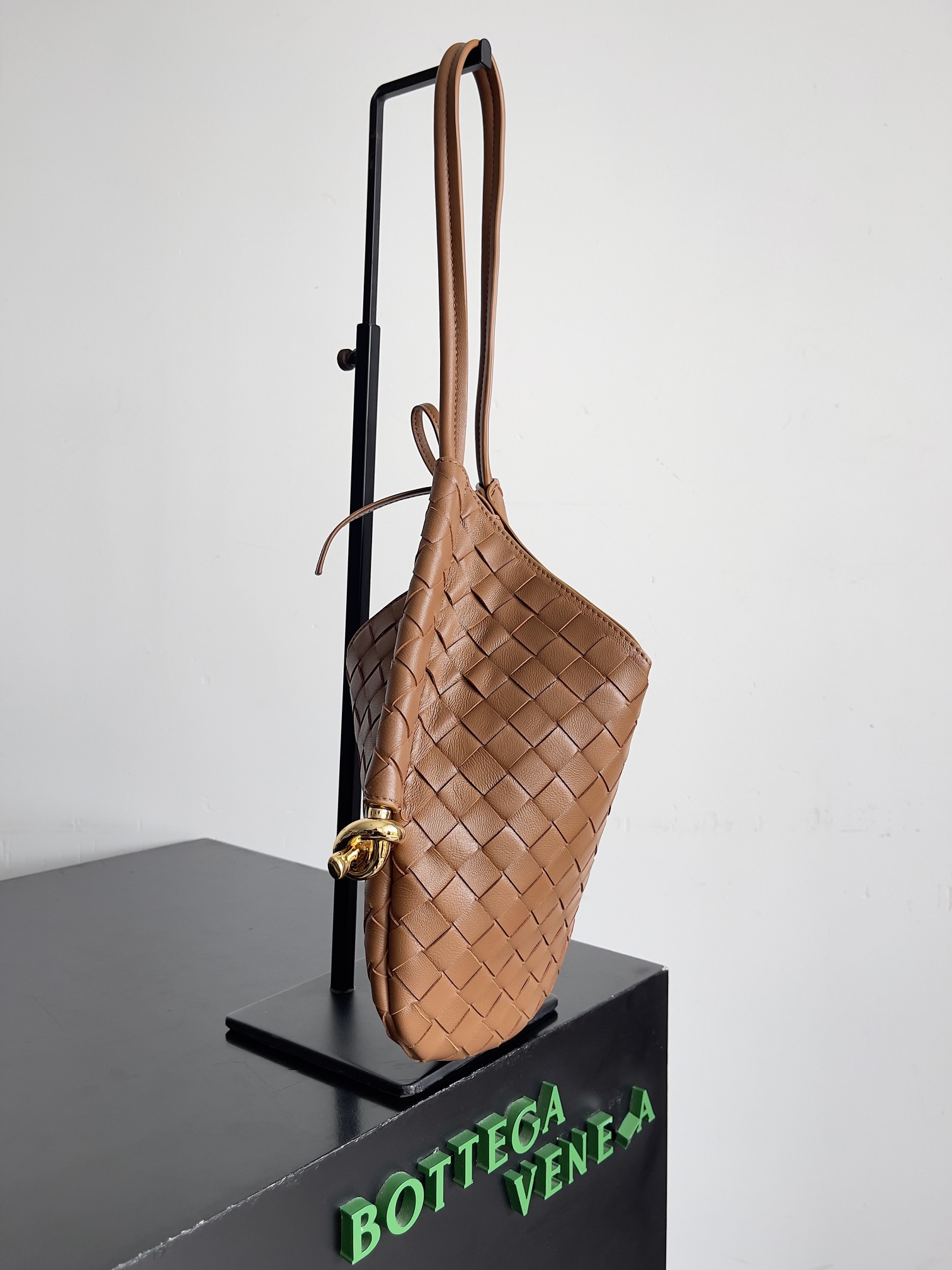 Bo*te*ga ve*ne*ta solstice shoulder ba bag-26*3*30cm