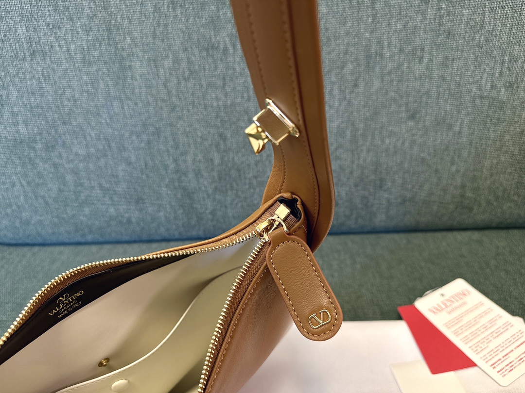 Valentino Hobo Bag-24x30x3CM