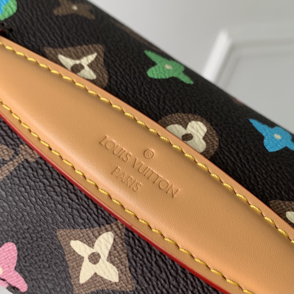 l**is V*t*n rush bum bag-m11563-30*15*8cm