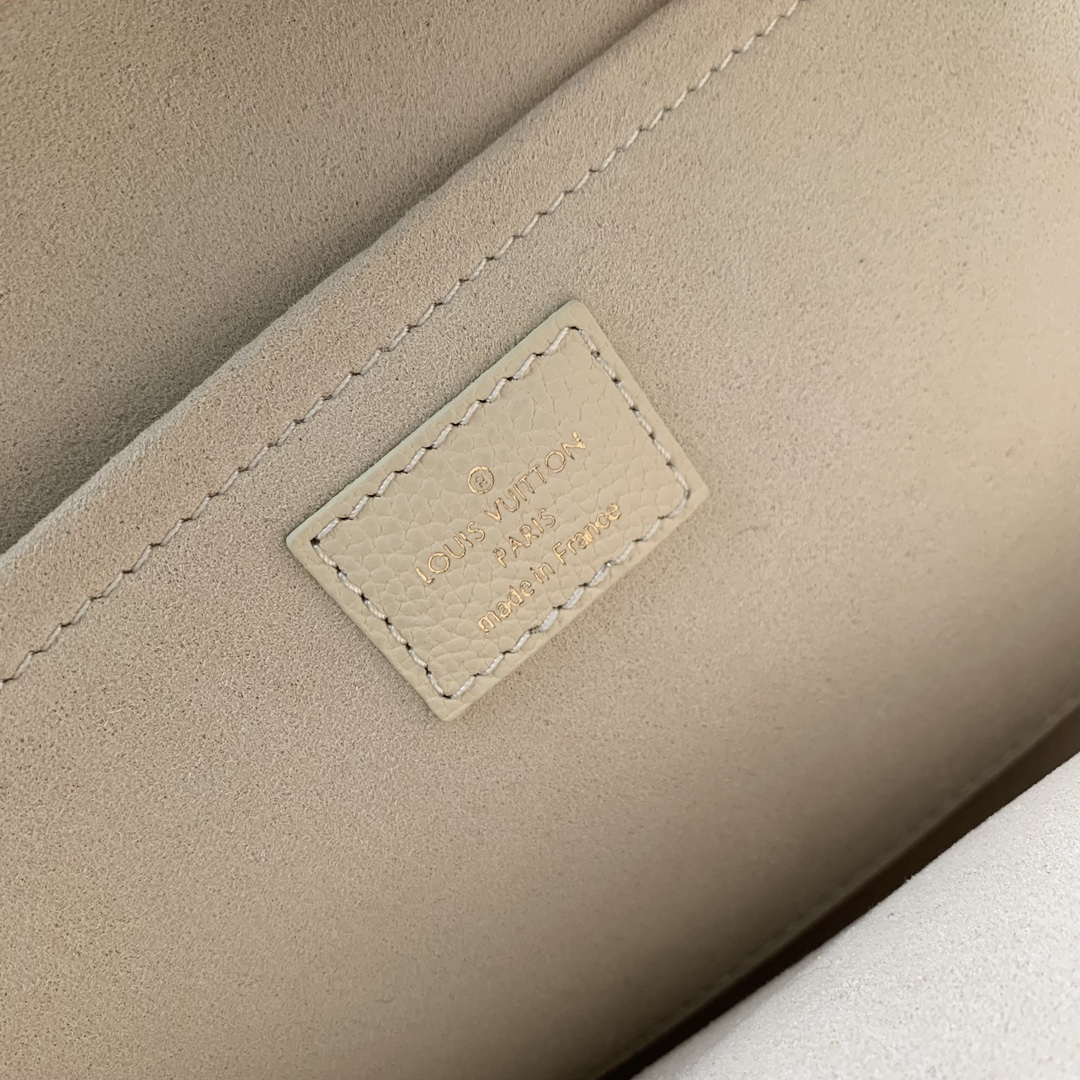 l**is V*t*n babylone tote-37×26×14cm