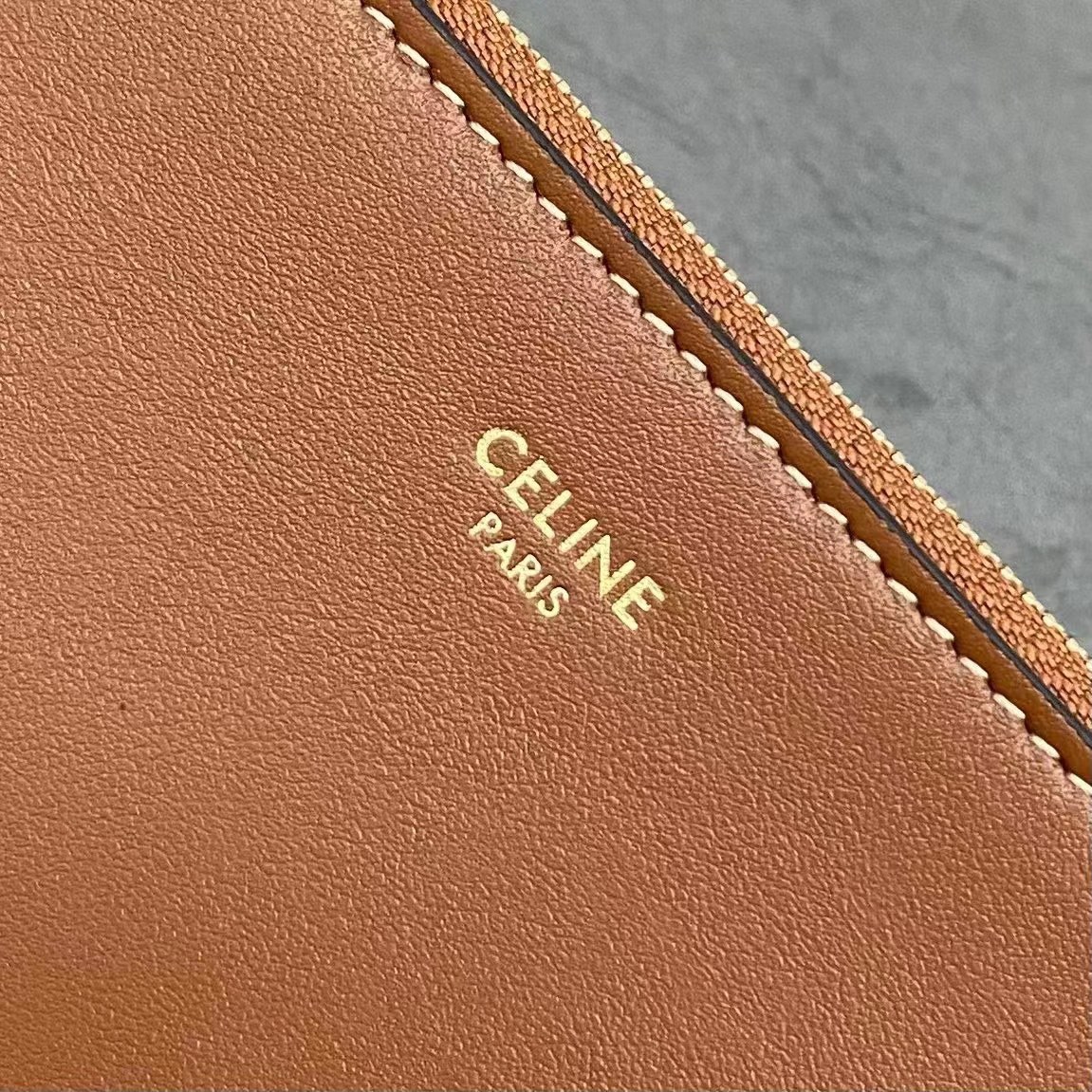 Ce**e triomphe l**ise bag-23.5x24x16cm