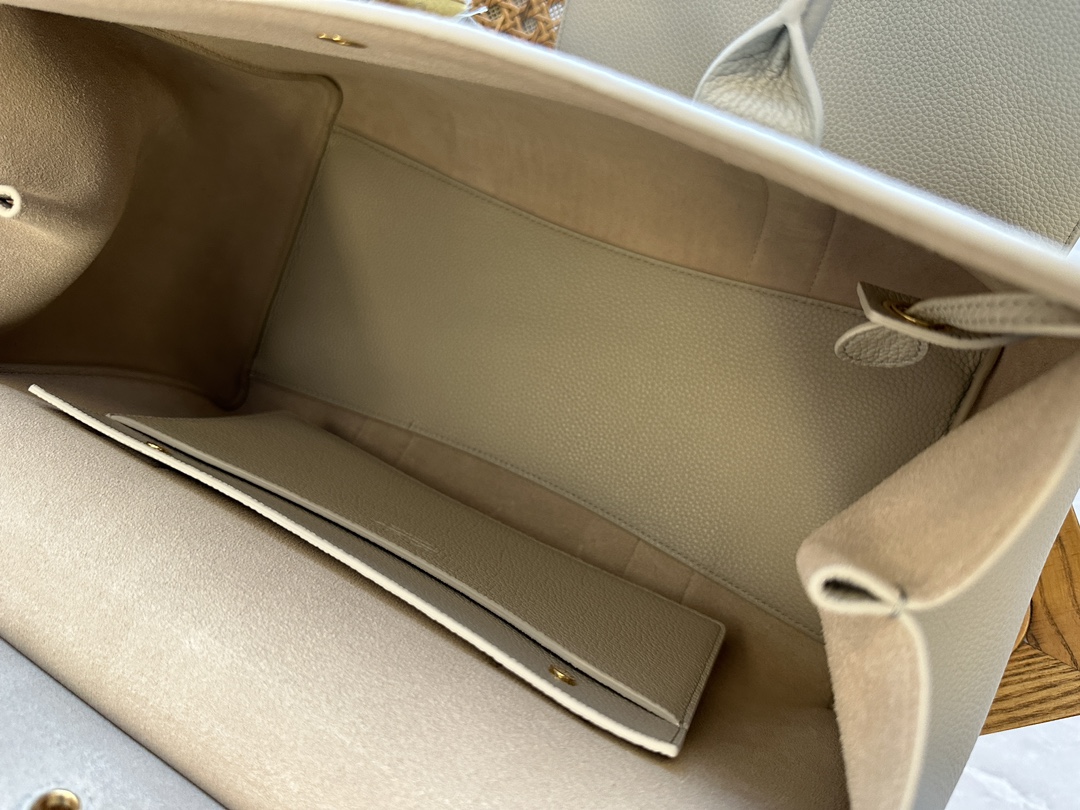 Loro Piana Loom Bag L32-33 x 23 x 18CM