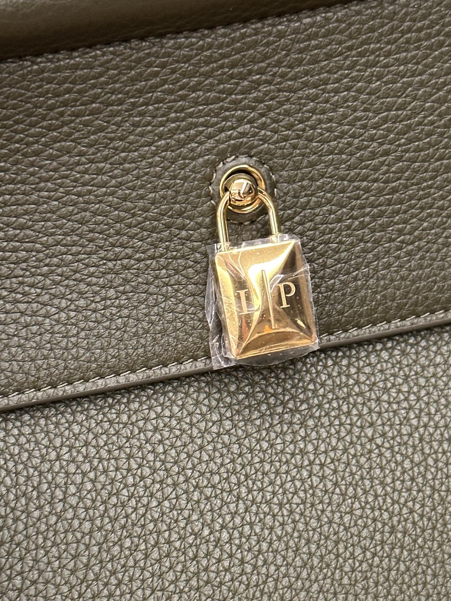 Loro Piana Loom Bag L32-33 x 23 x 18CM