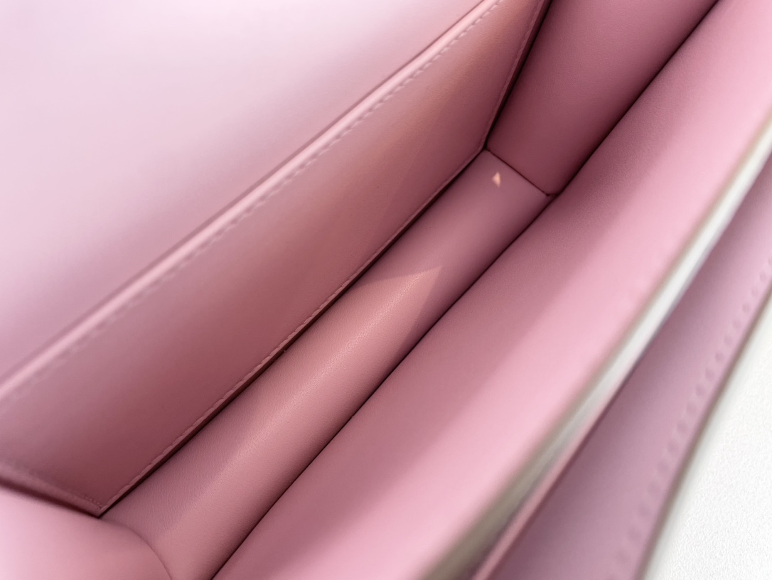 H**mes constance epsom leather-19cm