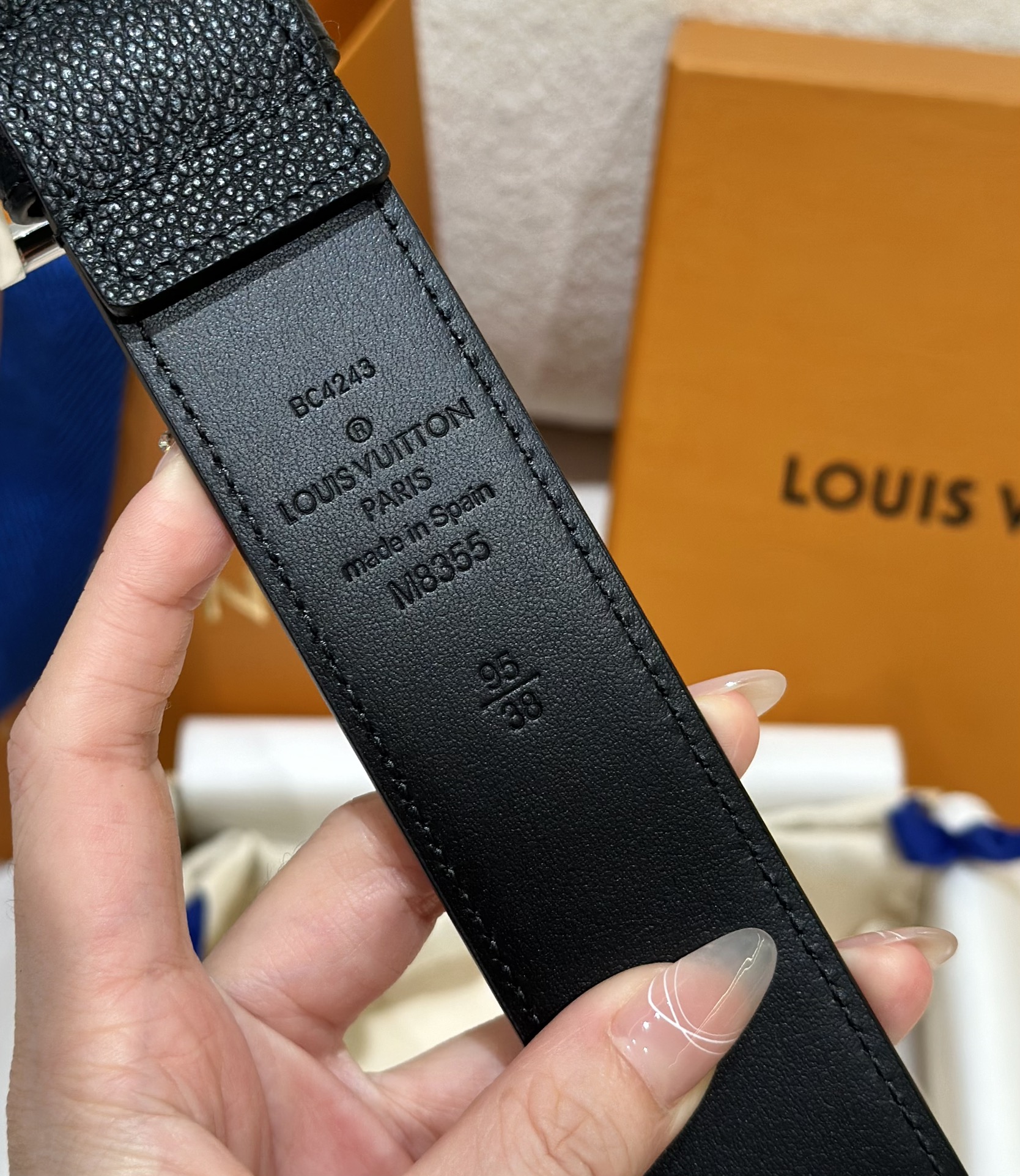 l**is V*t*n belt-3.5cm