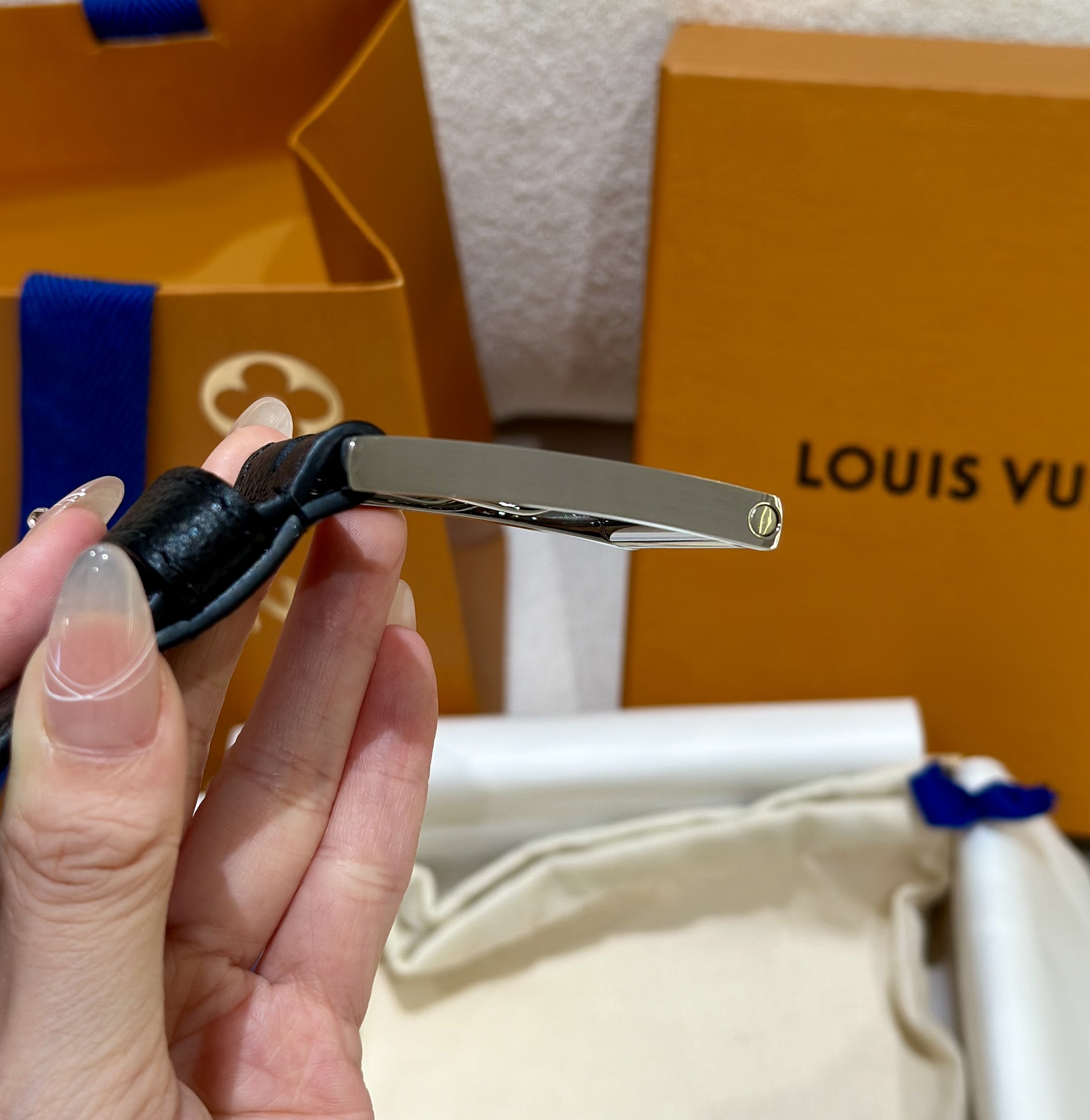 l**is V*t*n belt-3.5cm