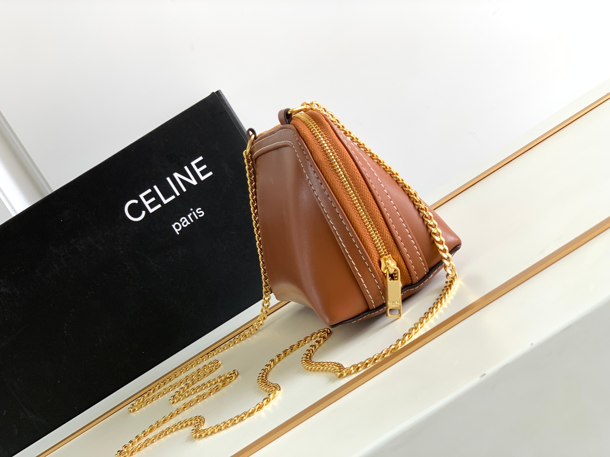 Celin Triomphe Shell Bag-16 X 11X 8CM